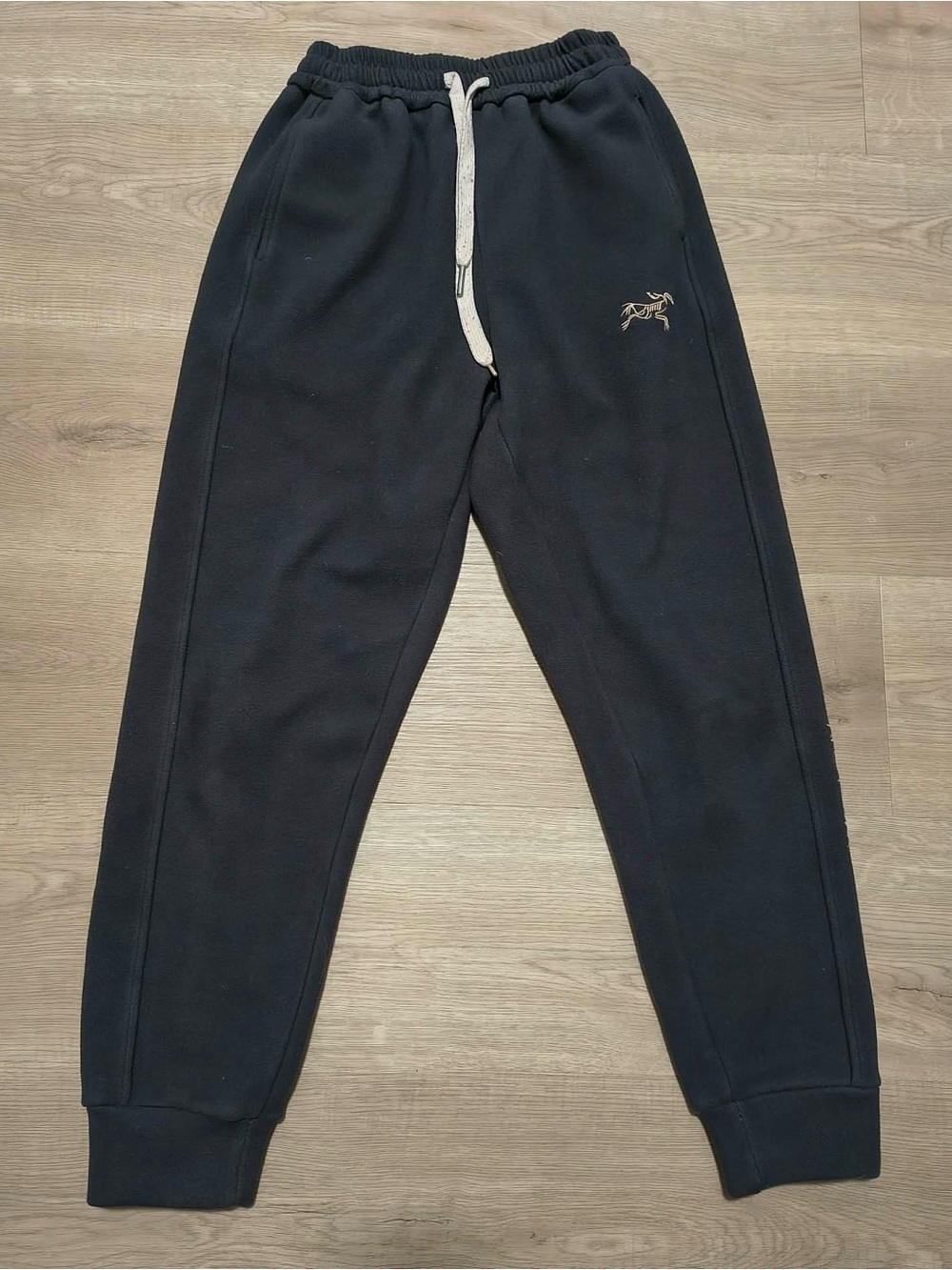 Arc'teryx Women Black Jogger Sweatpants with White Drawstring